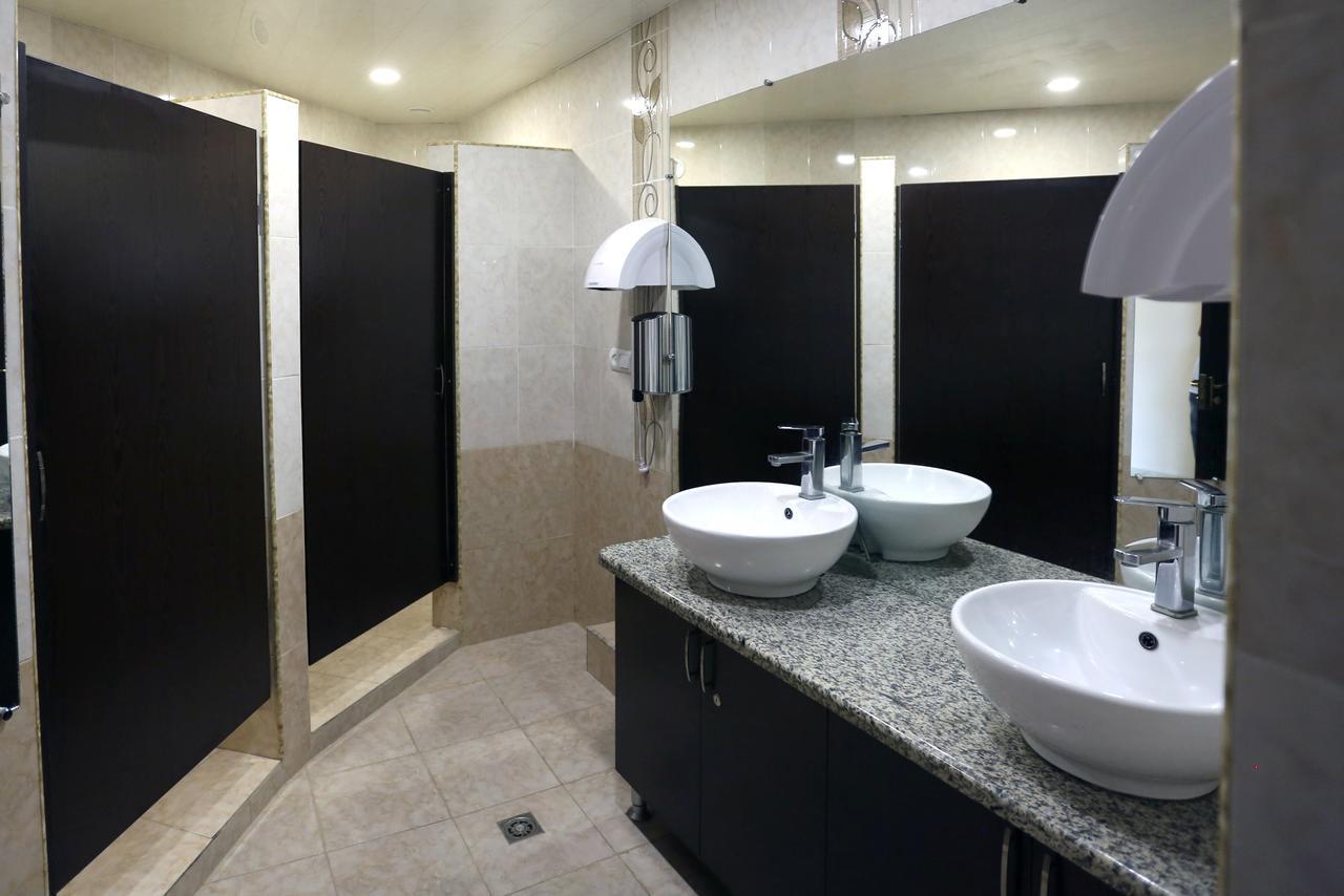 Amrots Hotel Vaykʼ Екстериор снимка